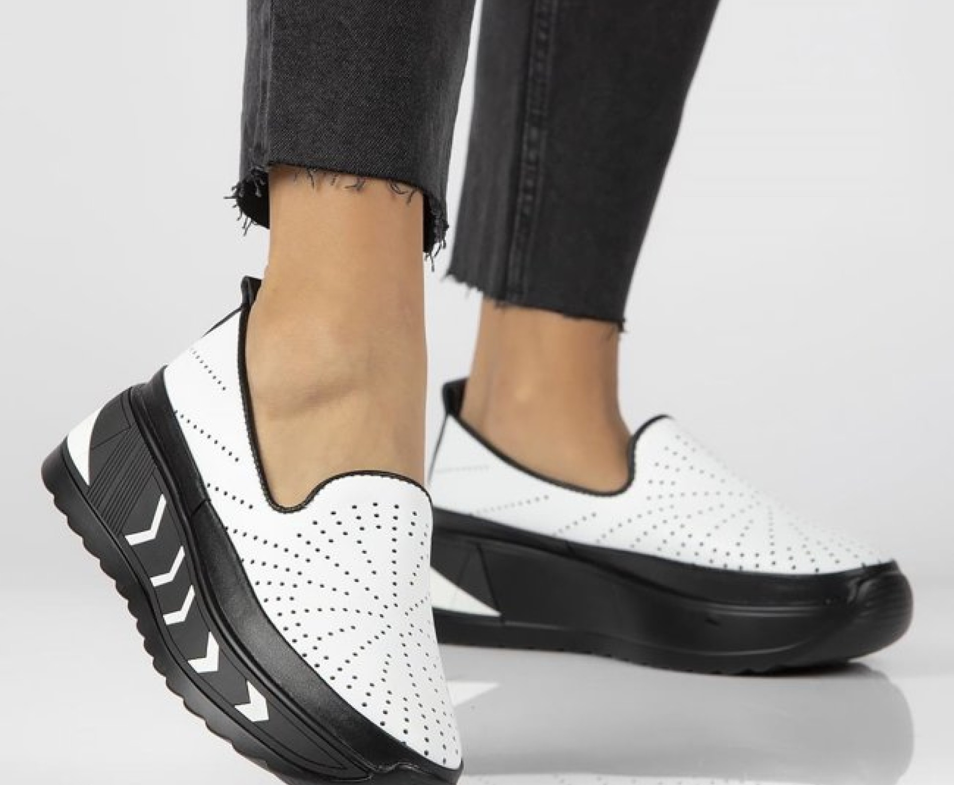 FILIPPO fehér női bőr sneaker FILIPPO fehér női bőr sneaker