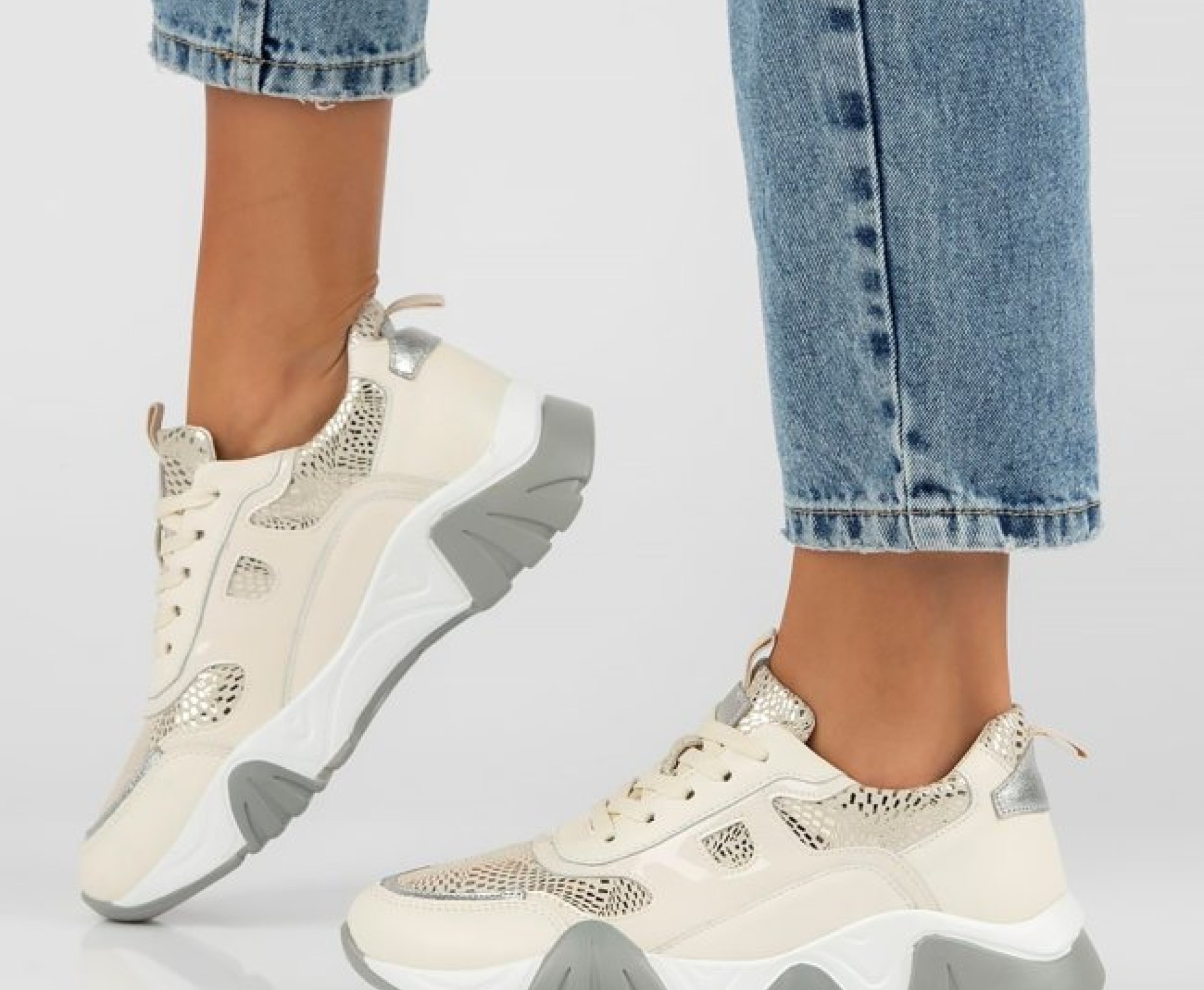 FILIPPO bézs női bőr sneaker FILIPPO bézs női bőr sneaker