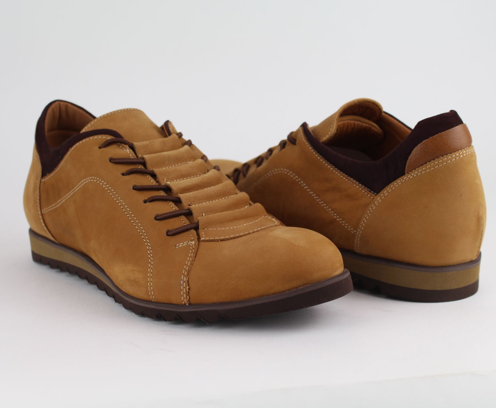 DUZSOL barna bőr férfi sneaker