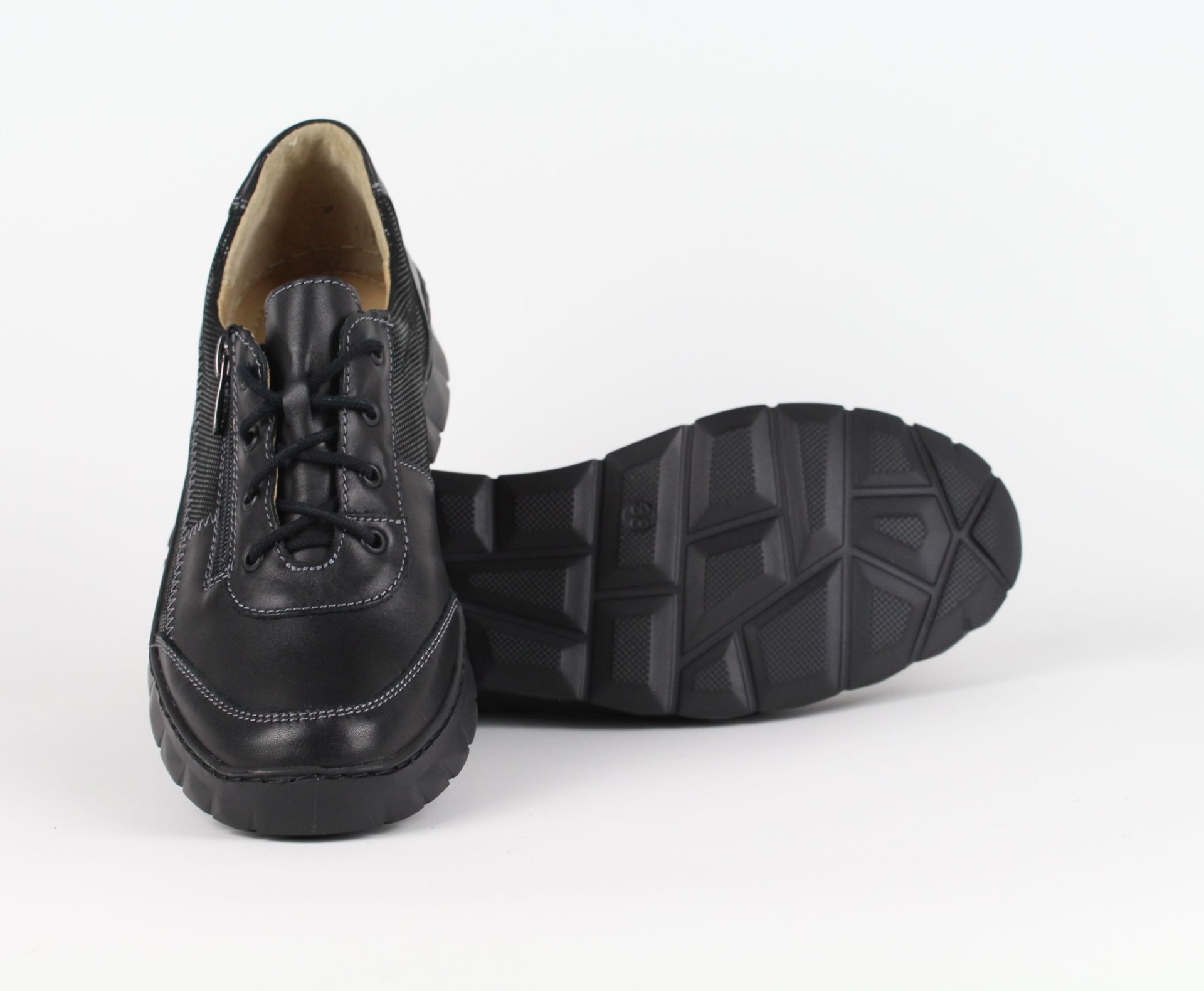 HELIOS fekete női bőr cipő