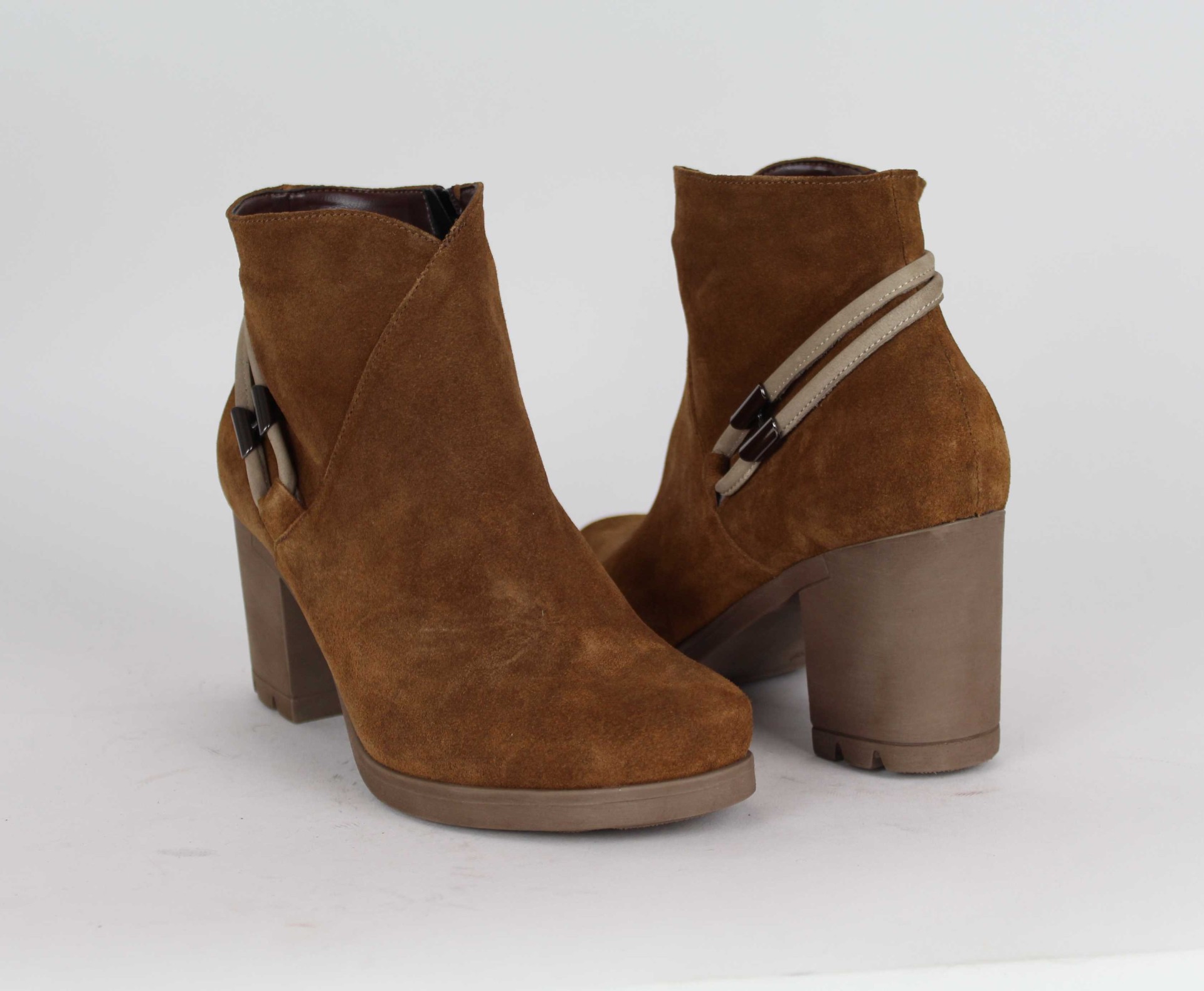 BIOBUT barna női bőrbokacsizma